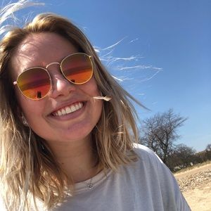 Meet your Posher, Taylor